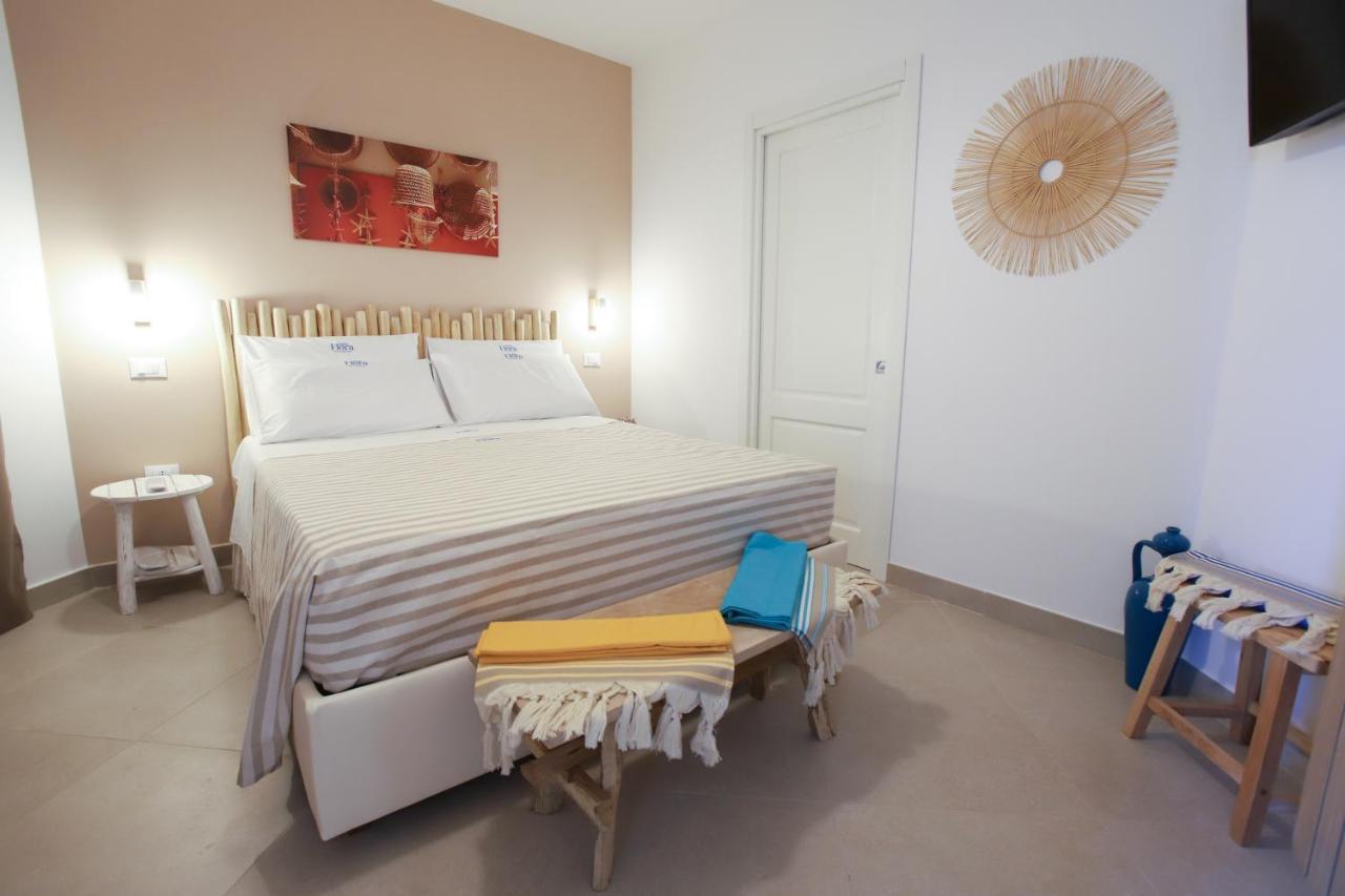 Casa Flora - Bed And Breakfast Torre San Giovanni Ugento Esterno foto