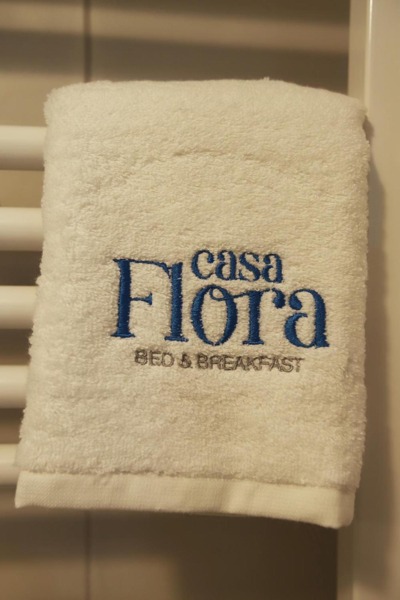 Casa Flora - Bed And Breakfast Torre San Giovanni Ugento Esterno foto